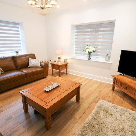 The Coach House Villa Bradford  Bagian luar foto